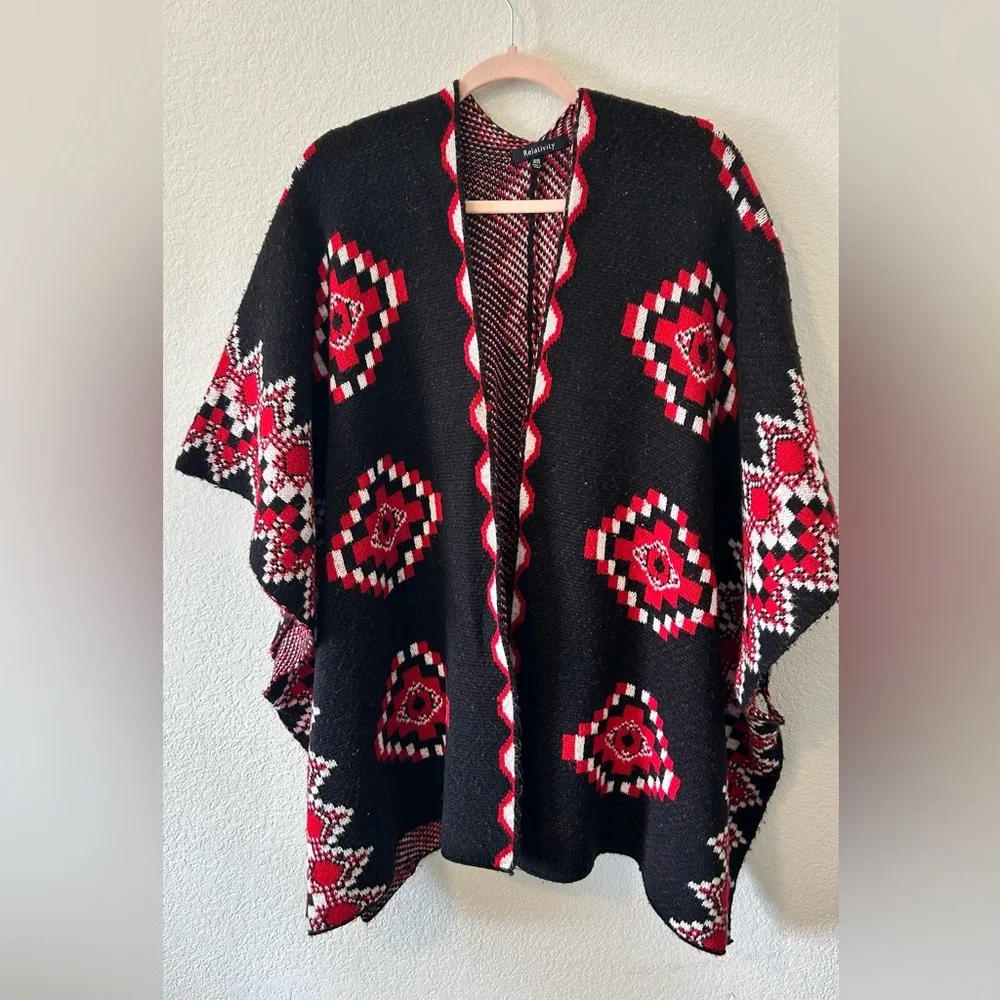 Relativity Boho Hippie Southwestern Geometric Poncho‎ Open Front Black Red OS